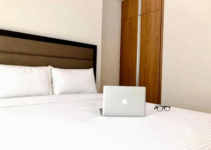 Luxe 1br Bgc With Balcony Apartamento *