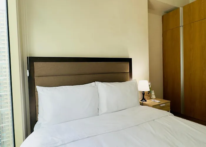 Apartamento Luxe 1br Bgc With Balcony