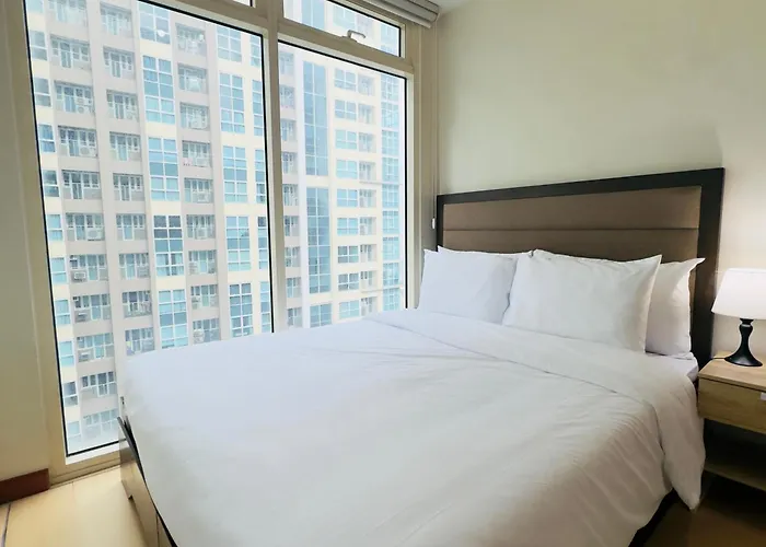 Luxe 1br Bgc With Balcony Apartamento *