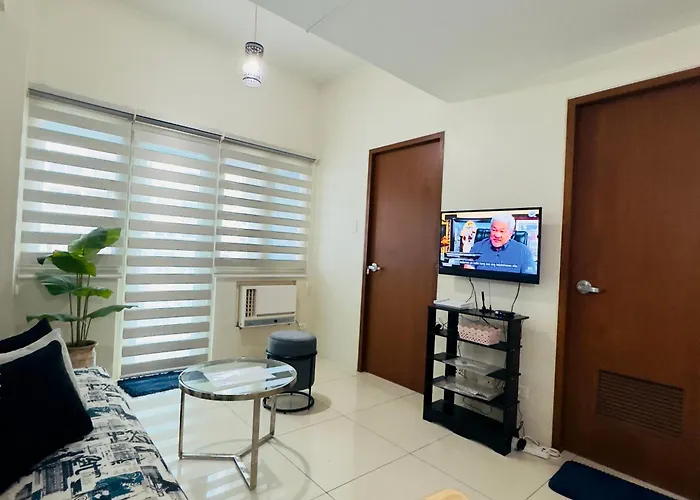 Luxe 1br Bgc With Balcony Apartamento